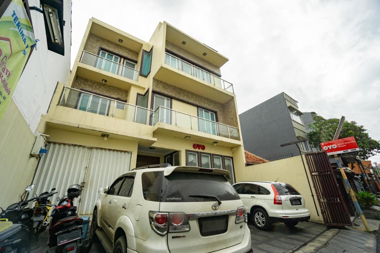 Oyo 2357 Syariah Grand Raudhah Hotel 2*